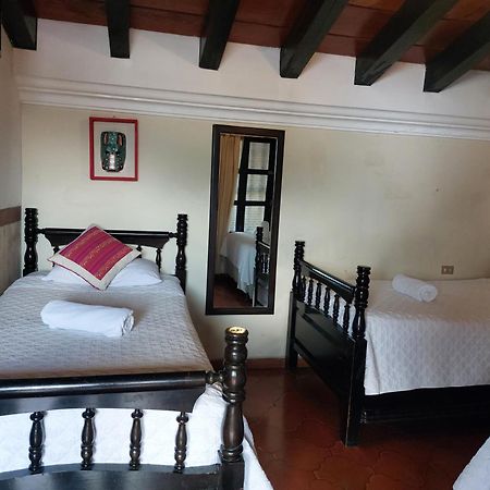 Casa Mia Hotel أنتيغوا غواتيمالا المظهر الخارجي الصورة
